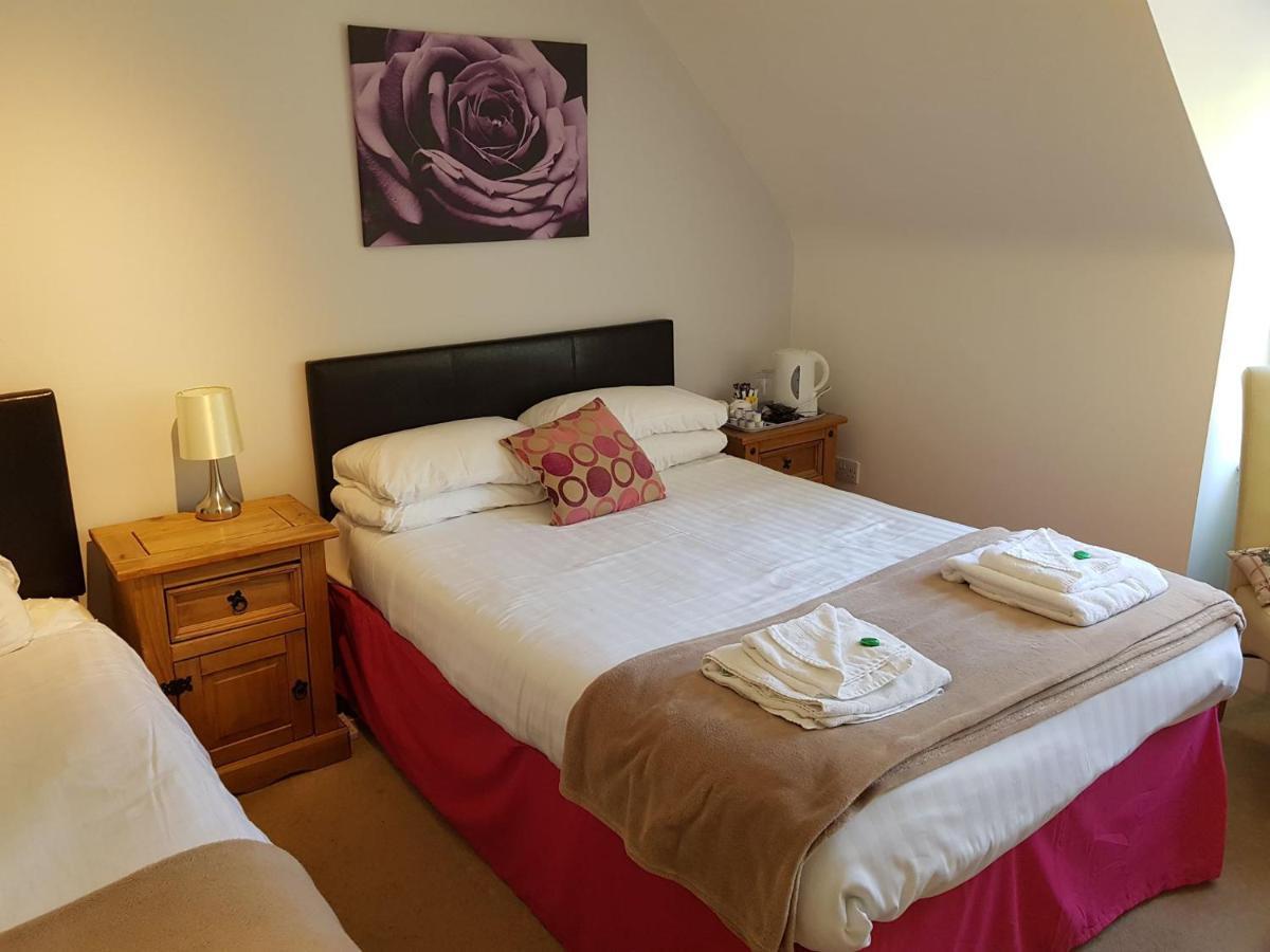 Black Isle Holiday Apartments Avoch Bagian luar foto