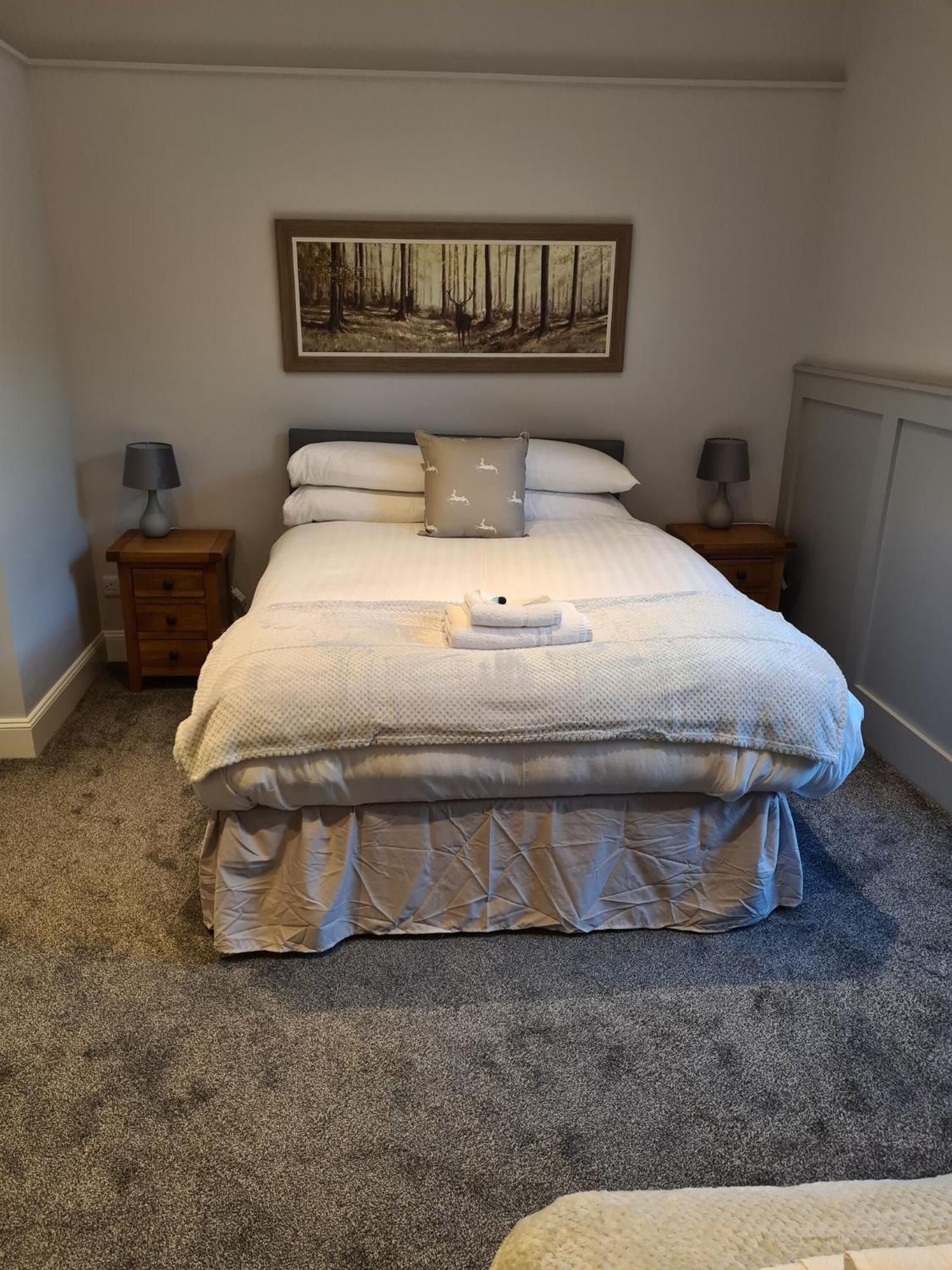 Black Isle Holiday Apartments Avoch Bagian luar foto